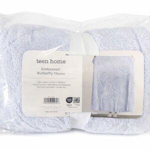 Embossed Butterfly Throw - Light Lavender